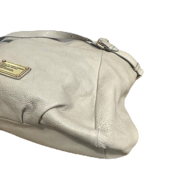 EUC Marc Jacobs Large Q FRAN BAG Cream Pebble Leather Brass Hardware Crossbody - Picture 7 of 16